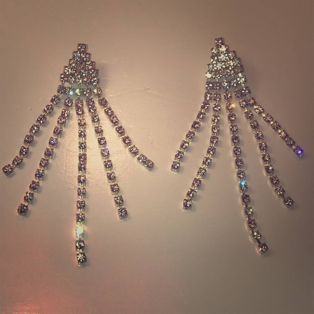 Rhinestone dangle earrings